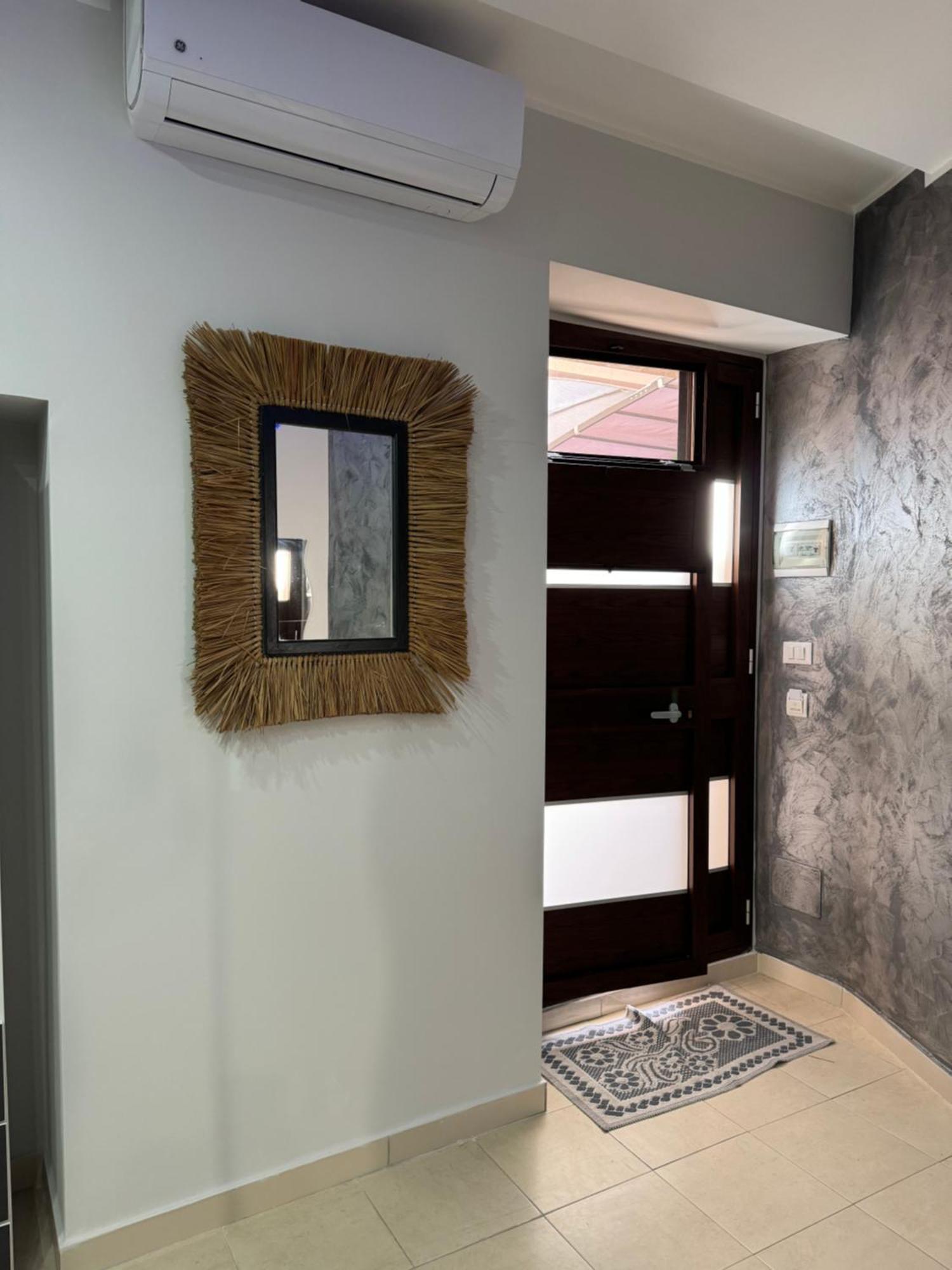 Il Cortiletto28 Rooms & House Сиракуза Екстериор снимка