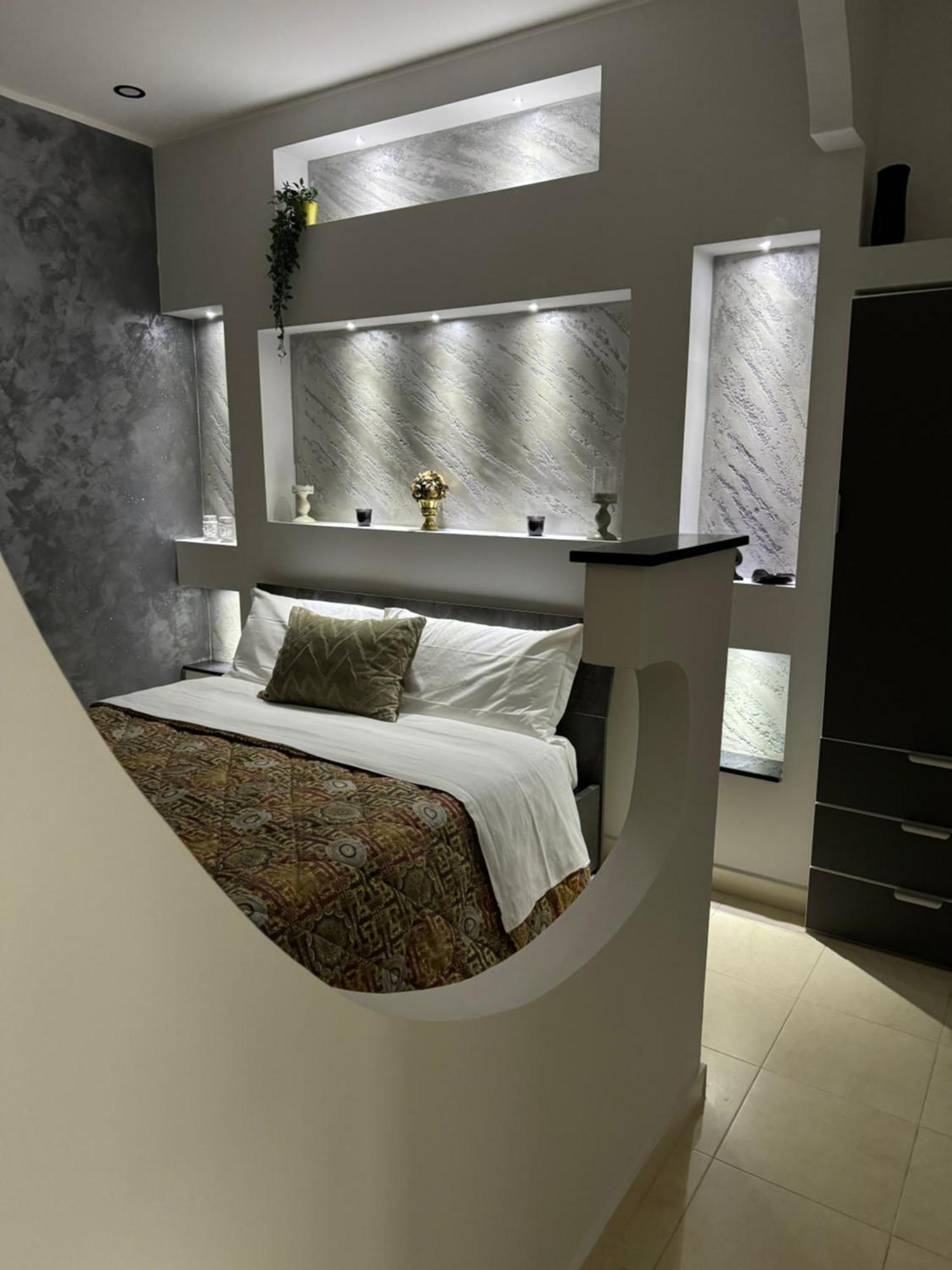 Il Cortiletto28 Rooms & House Сиракуза Екстериор снимка